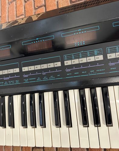 Akai-AX80 with Tauntek firmware